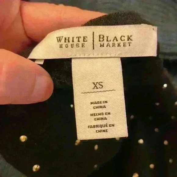 White House/Black women pullover crew neck bat wing sweater gold crystal accent - Picture 9 of 9